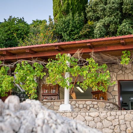 Villa Plat Mlini Luaran gambar